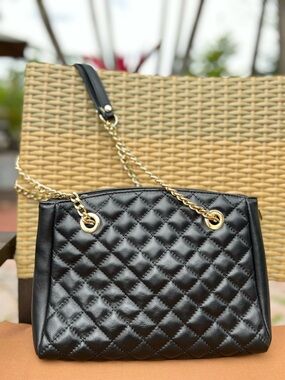 Luxury Anna Paola Italy Black Quilt Genuine Soft Leather Shoulder Bag Tote Purse